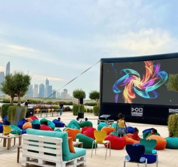 When the Sky Becomes the Screen: Dubai’s Love for Outdoor Cinema